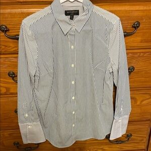 Banana Republic Blue Casual Button Down Shirt